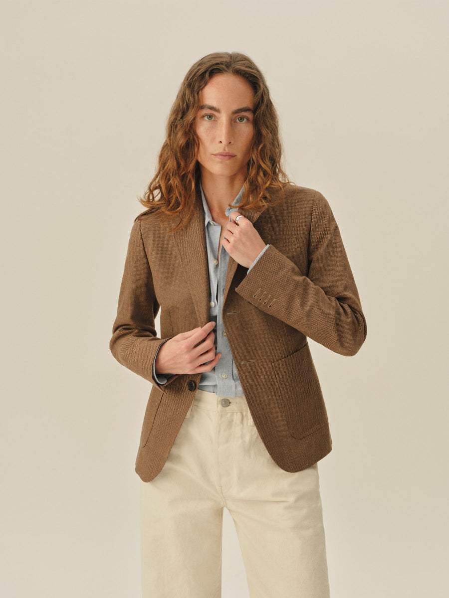 Shrunken Academy Linen Blazer